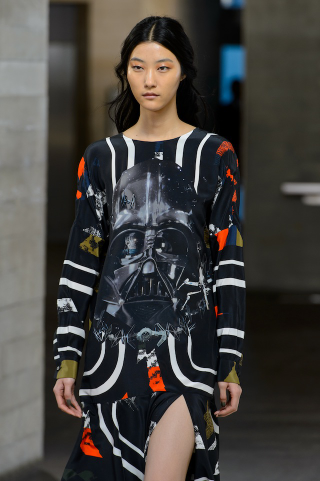 Illustration for article titled Another Star Wars-Themed Collection Hits the Fashion Week Runway